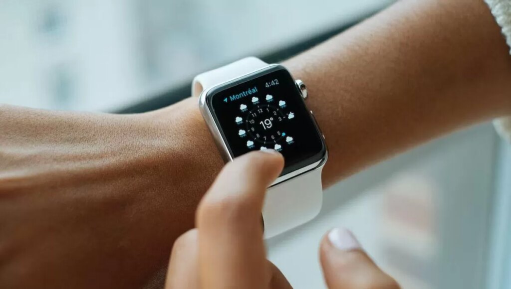 Ceasul-inteligent-La-ce-ajuta-si-ce-avantaje-are-un-astfel-de-gadget.jpg
